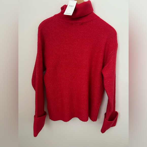 Marks and Spencer’s Knit Sweater - Picture 9 of 9